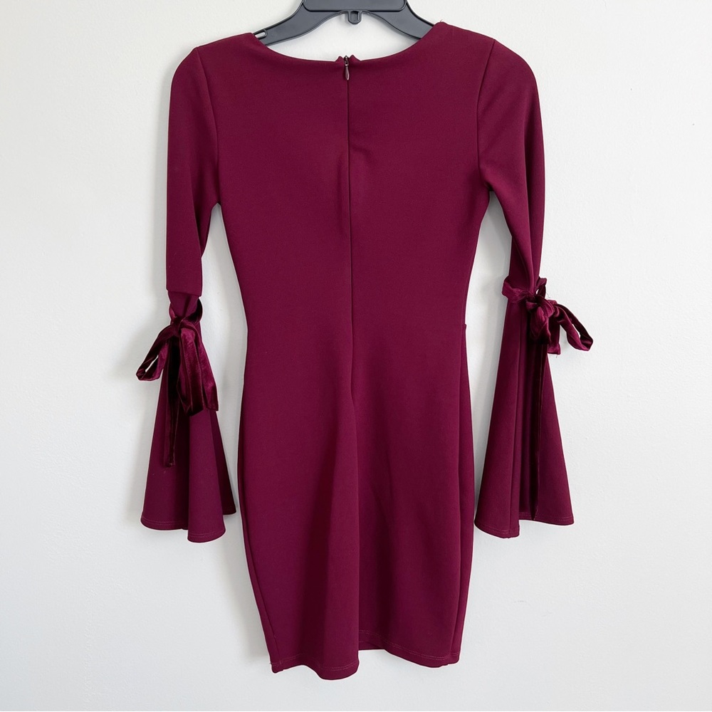 Lulu’s Once In A While Bell Sleeve Velvet Tie V Neck Mini Dress XS Dark Red - Picture 17 of 17